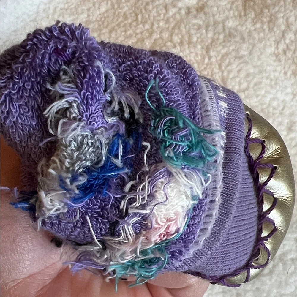 Hanna Andersson Purple Horse Moccasin Socks with Gold Toes size 1-2